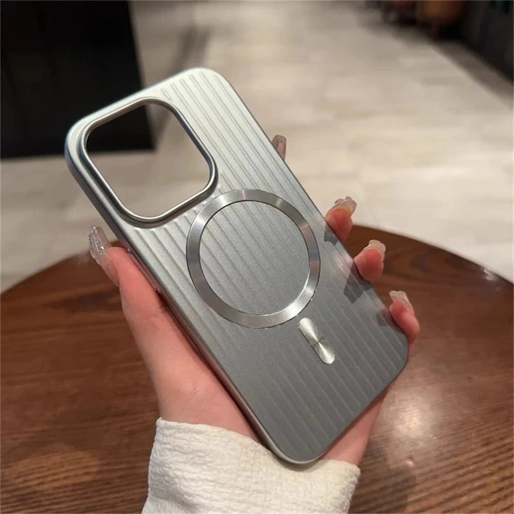 Coque iPhone MagSafe striée mate